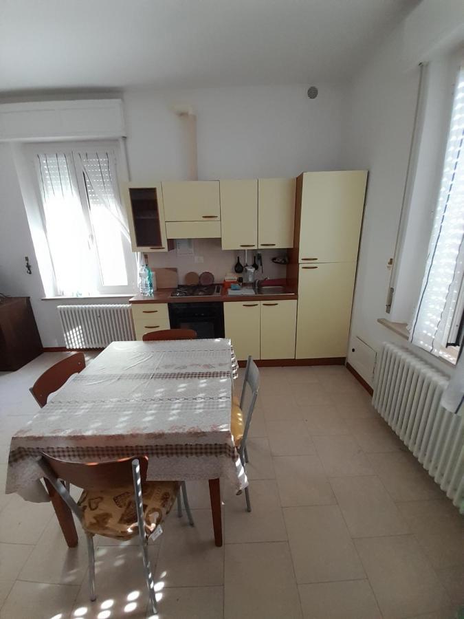 Apartament Breve Ristoro Parma Zewnętrze zdjęcie
